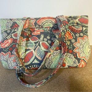 Vera Bradley Nomadic Floral Mandy Purse